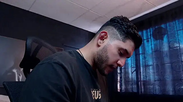 Snapshot of RichardMilleer chatting on 19, 1, 2026 RichardMilleer online show from 19, 1, 2026