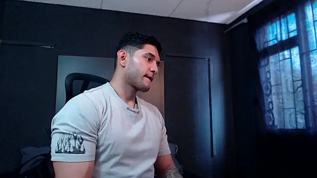 Snapshot of RichardMilleer chatting on 7, 3, 2026 RichardMilleer online show from 7, 3, 2026