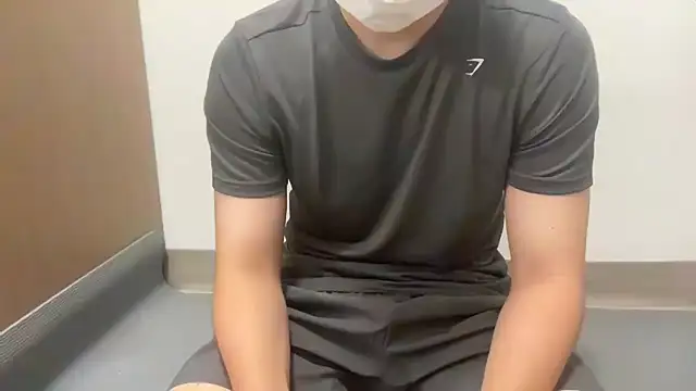 Snapshot of shdhdjag chatting on 4, 10, 2025 shdhdjag online show from 4, 10, 2025