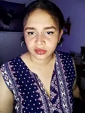 Julie wallace online show from 4, 3, 2026