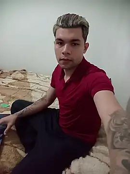 Snapshot of becmz chatting on 13, 4, 2026 becmz online show from 13, 4, 2026