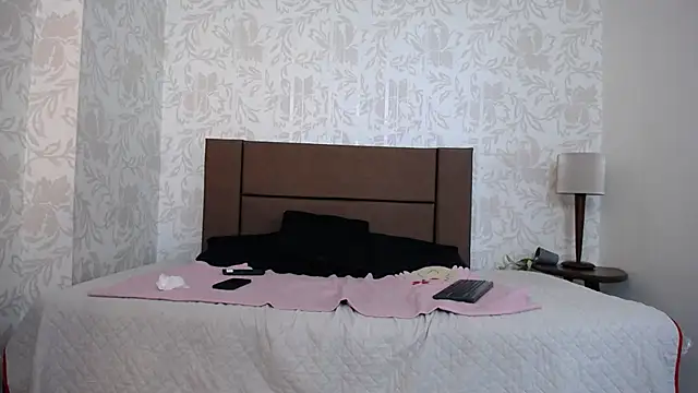 Snapshot of Ava_Raye chatting on 15, 5, 2026 Ava Raye online show from 15, 5, 2026