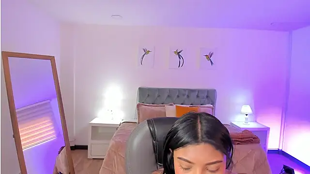 Sofia collen  online show from 29, 10, 2025