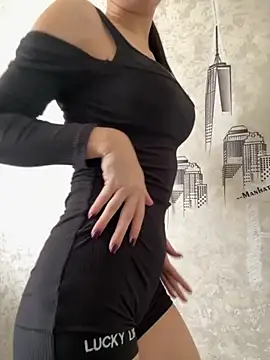 Snapshot of milka_catt chatting on 23, 9, 2025 milka catt online show from 23, 9, 2025