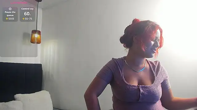 Snapshot of _ruby_red chatting on 23, 9, 2025 ruby red online show from 23, 9, 2025