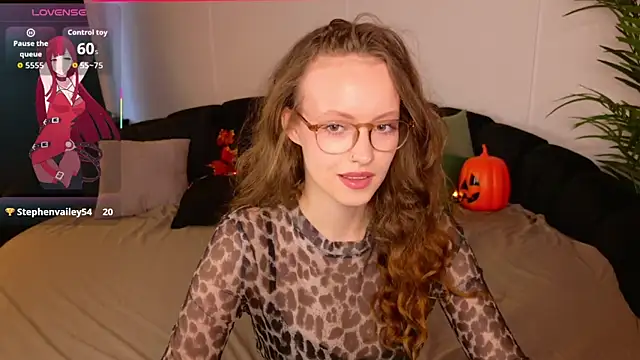 SallyPinkman online show from 21, 10, 2025