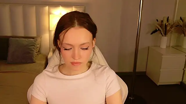 Snapshot of SallyPinkman chatting on 5, 2, 2026 SallyPinkman online show from 5, 2, 2026