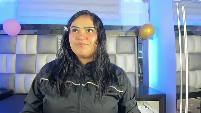 Snapshot of abbiecollins_js chatting on 22, 11, 2025 abbiecollins js online show from 22, 11, 2025