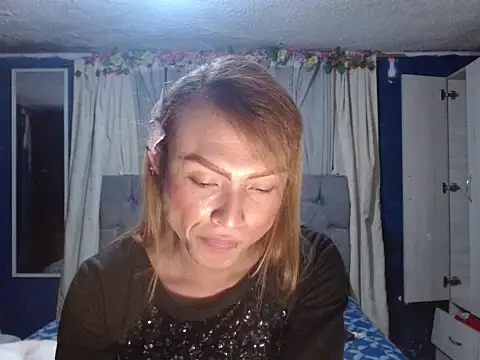 Snapshot of skarleth_hot21 chatting on 28, 10, 2025 skarleth hot21 online show from 28, 10, 2025