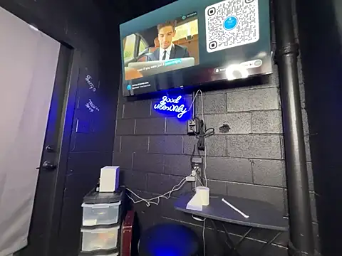 Snapshot of nymphoandthebeast69 chatting on 21, 2, 2026 nymphoandthebeast69 online show from 21, 2, 2026