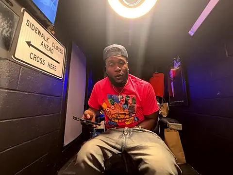 Snapshot of nymphoandthebeast69 chatting on 25, 4, 2026 nymphoandthebeast69 online show from 25, 4, 2026