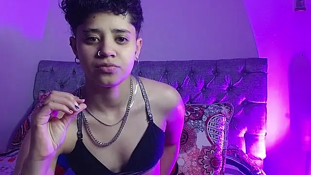 Snapshot of Jade_Rayden chatting on 6, 1, 2026 Jade Rayden online show from 6, 1, 2026