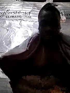 Snapshot of Msoon001 chatting on 1, 10, 2025 Msoon001 online show from 1, 10, 2025