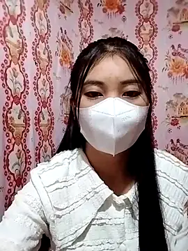 Snapshot of Damhan12 chatting on 4, 10, 2025 Damhan12 online show from 4, 10, 2025