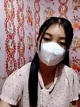 Snapshot of Damhan12 chatting on 13, 10, 2025 Damhan12 online show from 13, 10, 2025