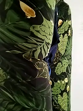 Snapshot of Kwasi-a chatting on 28, 11, 2025 Kwasi-a online show from 28, 11, 2025