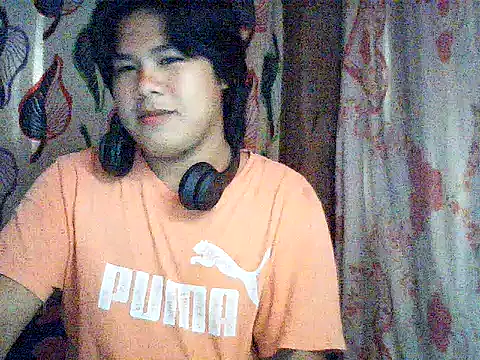 Snapshot of Huntrix2025 chatting on 5, 10, 2025 Huntrix2025 online show from 5, 10, 2025