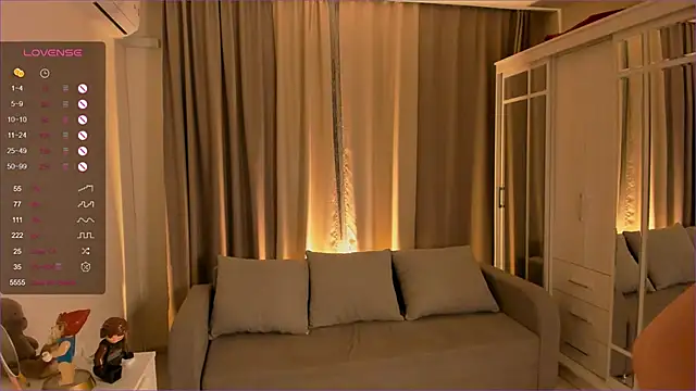 Snapshot of bootyfruttycutie chatting on 27, 9, 2025 bootyfruttycutie online show from 27, 9, 2025