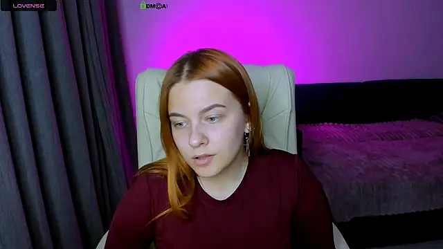 Snapshot of red__dizzy chatting on 23, 9, 2025 red dizzy online show from 23, 9, 2025