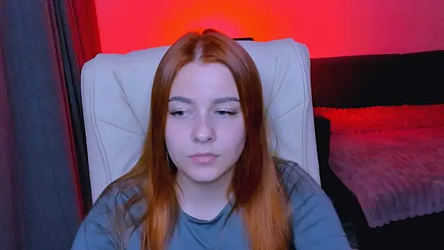 Snapshot of red__dizzy chatting on 5, 10, 2025 red dizzy online show from 5, 10, 2025