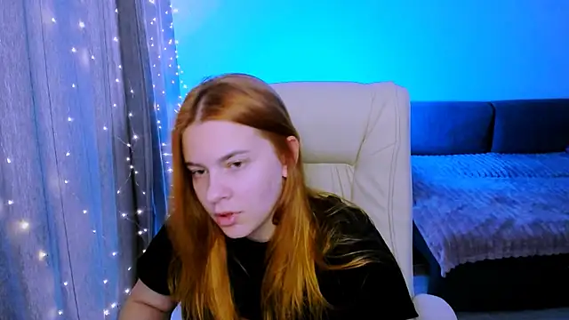 Snapshot of red__dizzy chatting on 2, 11, 2025 red dizzy online show from 2, 11, 2025