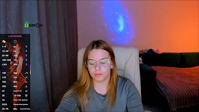 Snapshot of red__dizzy chatting on 25, 11, 2025 red dizzy online show from 25, 11, 2025