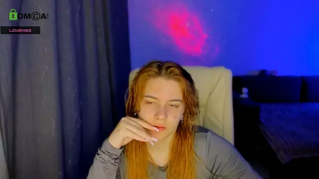 Snapshot of red__dizzy chatting on 29, 11, 2025 red dizzy online show from 29, 11, 2025