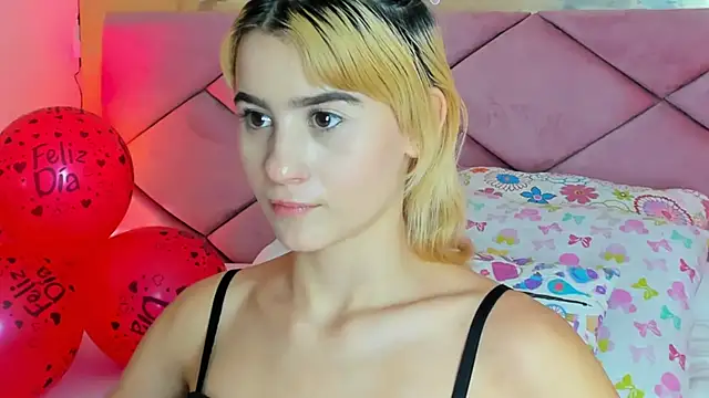 ChloeLaurentt online show from 16, 2, 2026