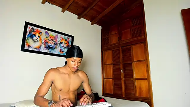 Snapshot of jordan_mm420 chatting on 22, 11, 2025 jordan mm420 online show from 22, 11, 2025