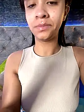 Snapshot of Isabella-Teen chatting on 25, 9, 2025 Isabella-Teen online show from 25, 9, 2025