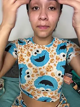 Snapshot of Isabella-Teen chatting on 14, 12, 2025 Isabella-Teen online show from 14, 12, 2025