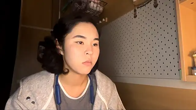 Snapshot of JennyCarpenter chatting on 15, 4, 2026 JennyCarpenter online show from 15, 4, 2026