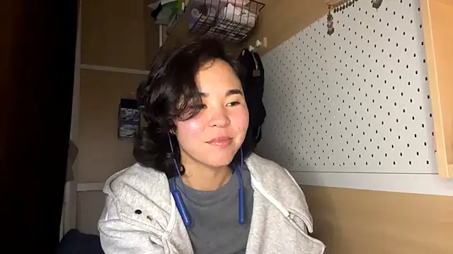 Snapshot of JennyCarpenter chatting on 18, 4, 2026 JennyCarpenter online show from 18, 4, 2026