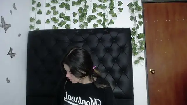 Snapshot of isabel_09 chatting on 20, 4, 2026 isabel 09 online show from 20, 4, 2026