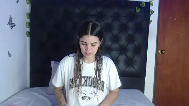 Snapshot of isabel_09 chatting on 7, 5, 2026 isabel 09 online show from 7, 5, 2026