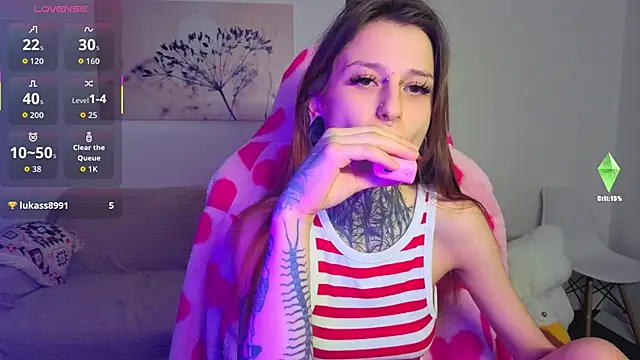 Snapshot of LilithPoison chatting on 17, 9, 2025 LilithPoison online show from 17, 9, 2025