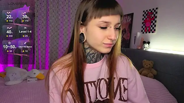 LilithPoison online show from 19, 11, 2025