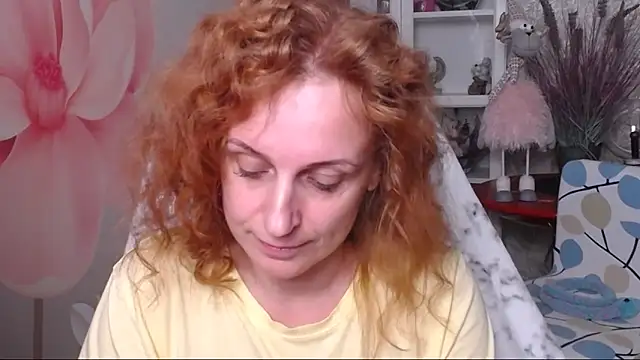 Snapshot of Venus_love1 chatting on 9, 4, 2026 Venus love1 online show from 9, 4, 2026