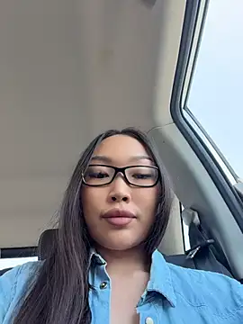 Snapshot of AdriaNochi chatting on 11, 7, 2026 AdriaNochi online show from 11, 7, 2026