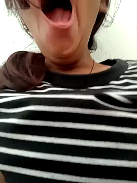 Aaisha-16 online show from 21, 2, 2026