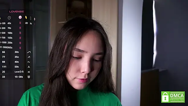 RenaeConnerley online show from 5, 10, 2025