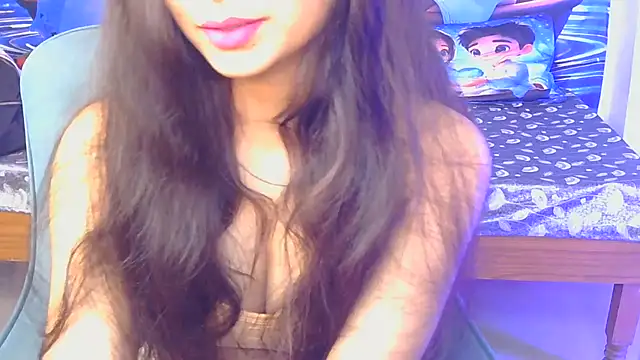 Snapshot of alaviya-19 chatting on 4, 7, 2026 alaviya-19 online show from 4, 7, 2026