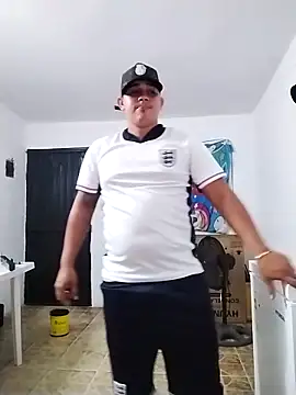 Snapshot of Alex_man23 chatting on 24, 10, 2025 Alex man23 online show from 24, 10, 2025