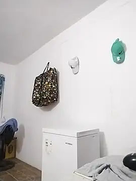 Snapshot of Alex_man23 chatting on 21, 11, 2025 Alex man23 online show from 21, 11, 2025