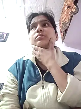 Snapshot of aliya-jaan71 chatting on 5, 2, 2026 aliya-jaan71 online show from 5, 2, 2026