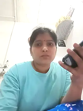 Snapshot of aliya-jaan71 chatting on 30, 3, 2026 aliya-jaan71 online show from 30, 3, 2026