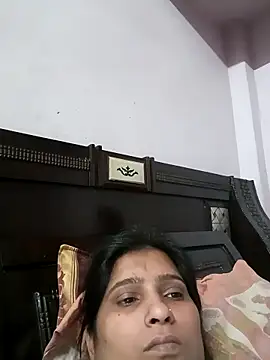 Snapshot of aliya-jaan71 chatting on 1, 4, 2026 aliya-jaan71 online show from 1, 4, 2026