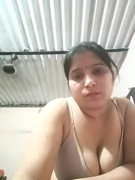 Snapshot of aliya-jaan71 chatting on 18, 4, 2026 aliya-jaan71 online show from 18, 4, 2026