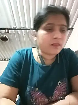 Snapshot of aliya-jaan71 chatting on 22, 4, 2026 aliya-jaan71 online show from 22, 4, 2026