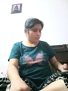 Snapshot of aliya-jaan71 chatting on 23, 4, 2026 aliya-jaan71 online show from 23, 4, 2026
